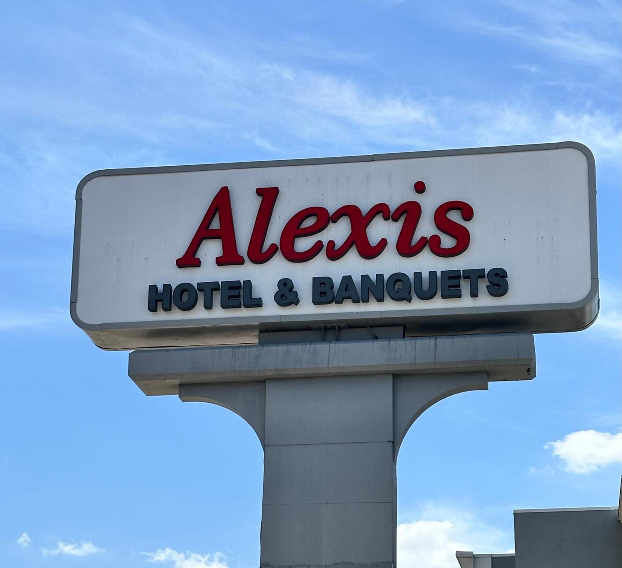 Alexis Hotel & Banquets Dallas Park Central Galleria Εξωτερικό φωτογραφία
