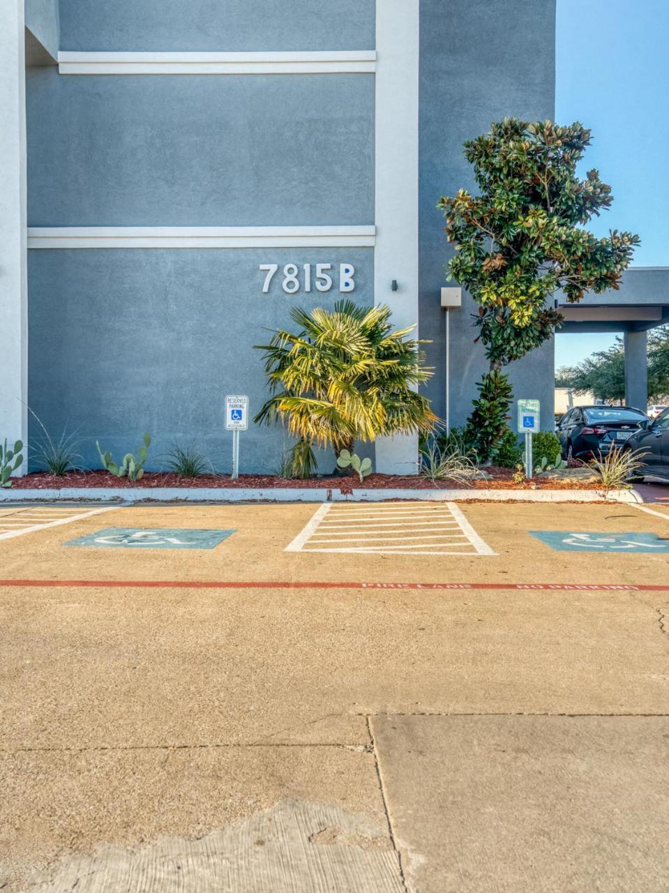 Alexis Hotel & Banquets Dallas Park Central Galleria Εξωτερικό φωτογραφία