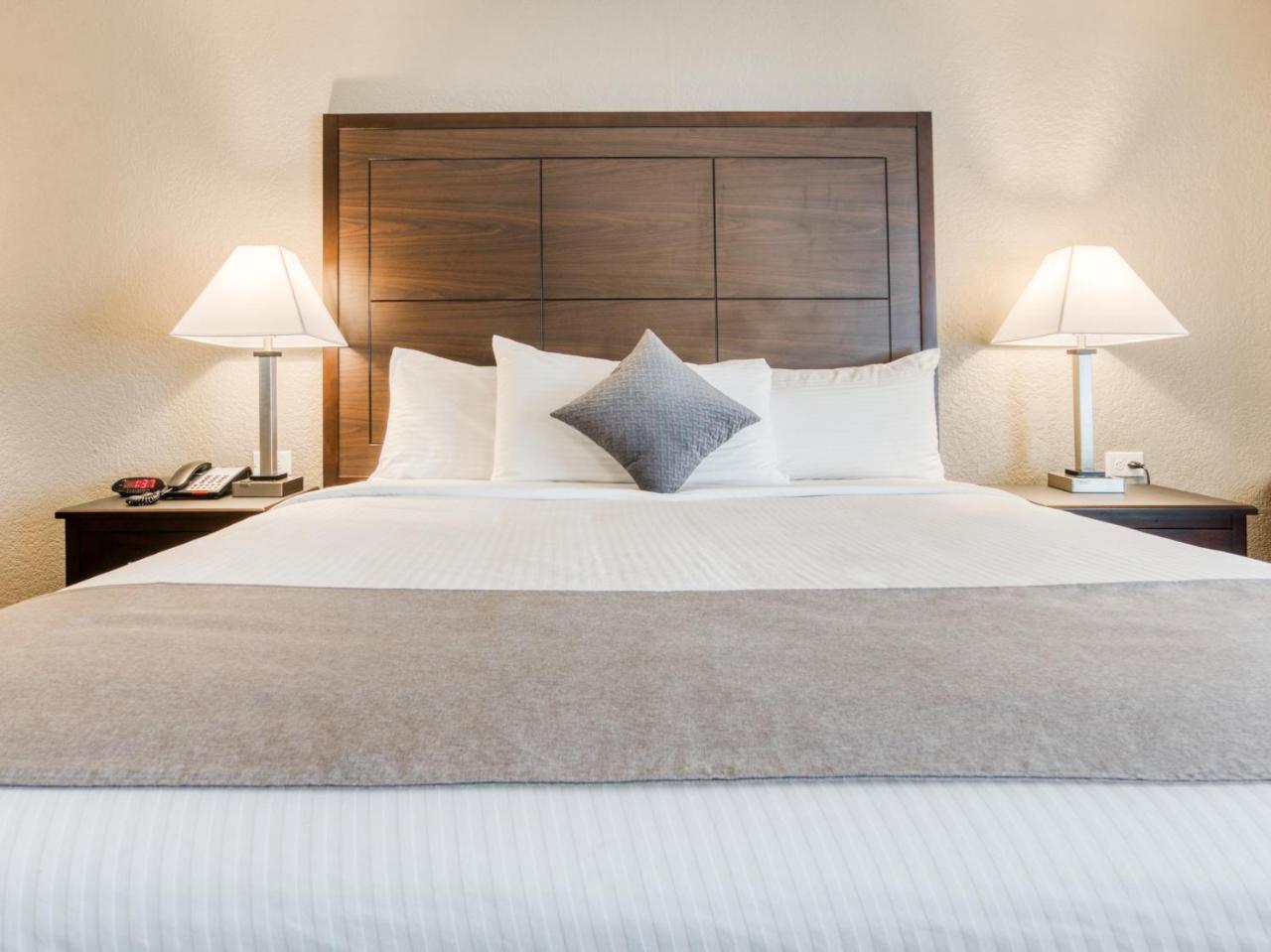 Alexis Hotel & Banquets Dallas Park Central Galleria Εξωτερικό φωτογραφία